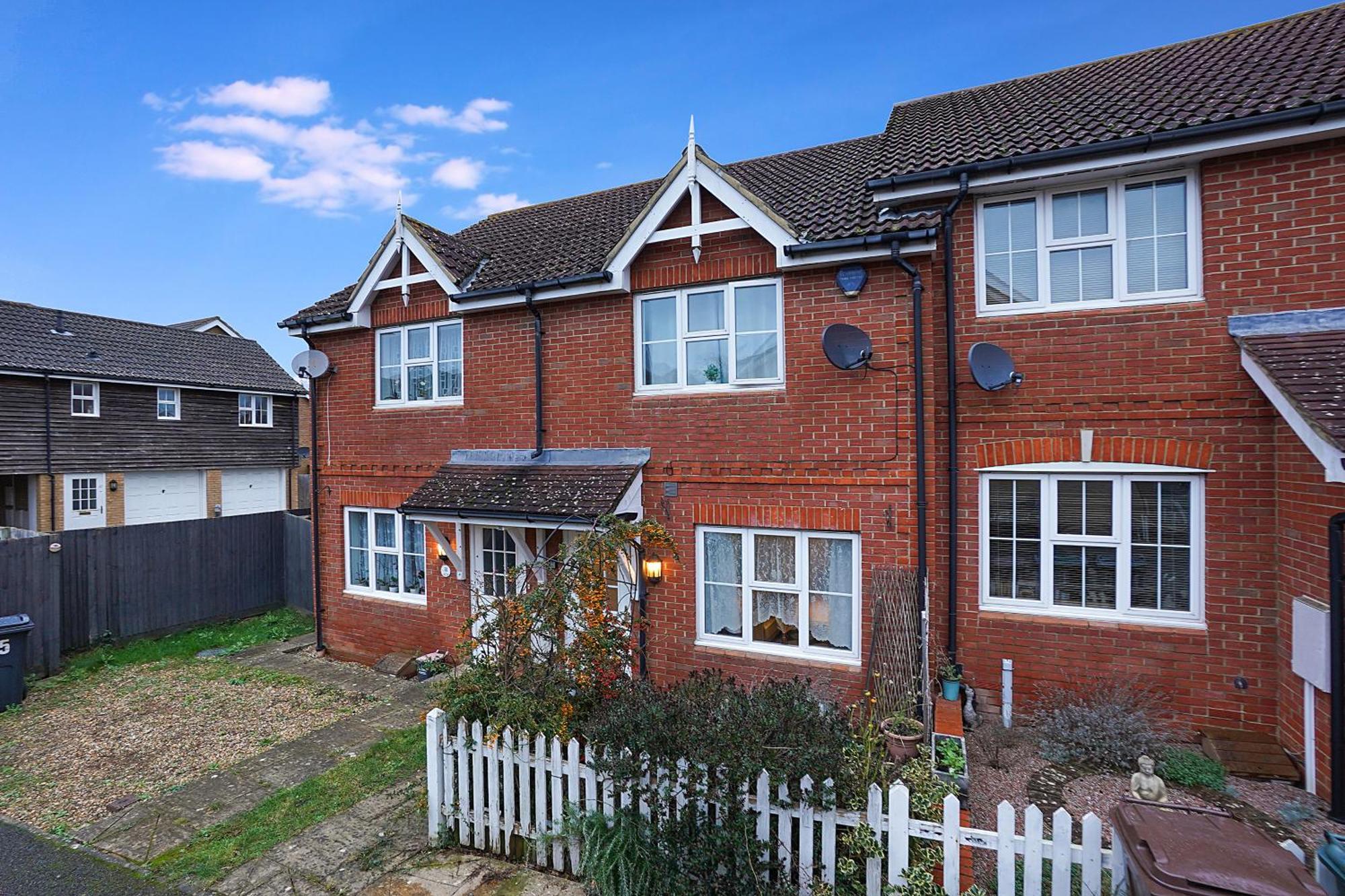 Comfortable Stylish Townhouse In Ashford Sleeps 5 Netflix 2 Parking Spaces Perfect For Contractors And Families Esterno foto