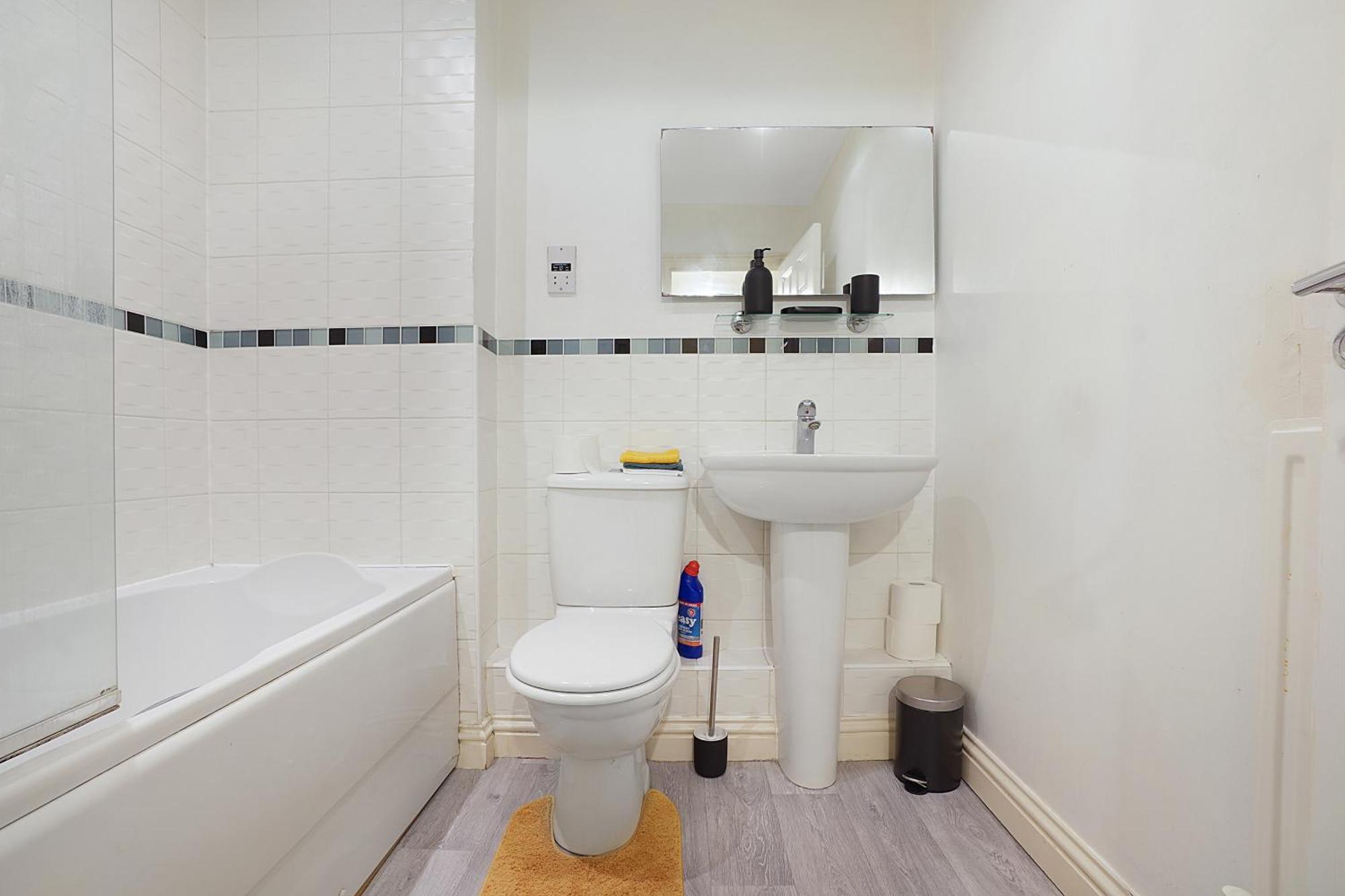 Comfortable Stylish Townhouse In Ashford Sleeps 5 Netflix 2 Parking Spaces Perfect For Contractors And Families Esterno foto